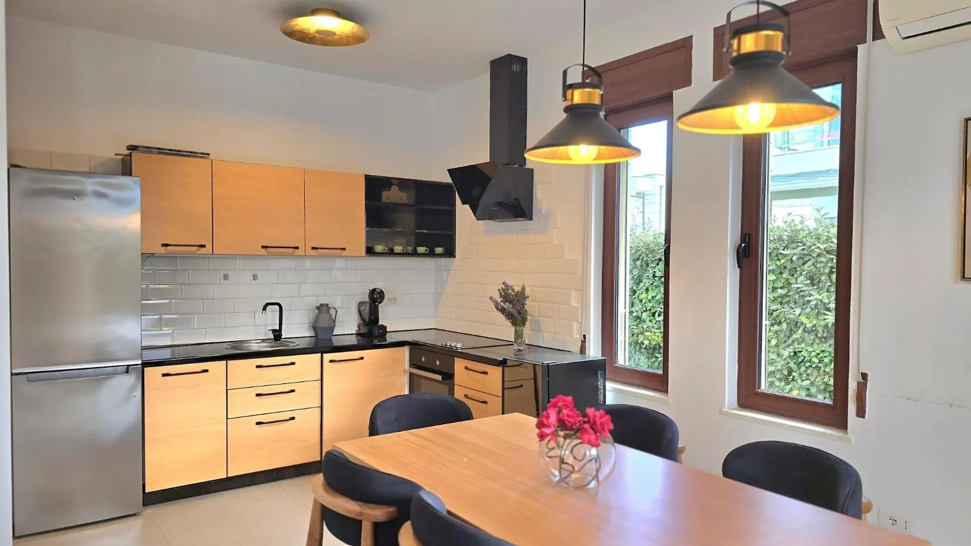 Secure & Stylish Villa In Gjiri I Lalzit Plazhi San Pietro