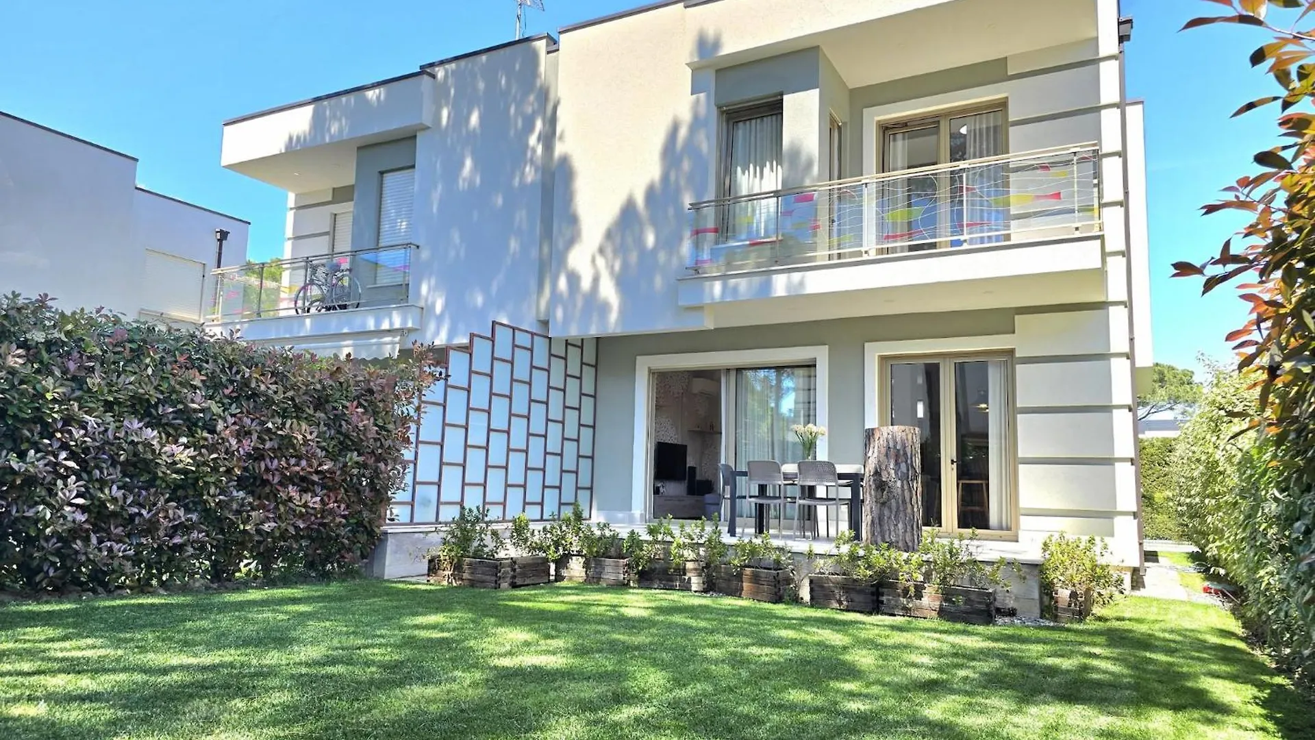 Secure & Stylish Villa In Gjiri I Lalzit Plazhi San Pietro