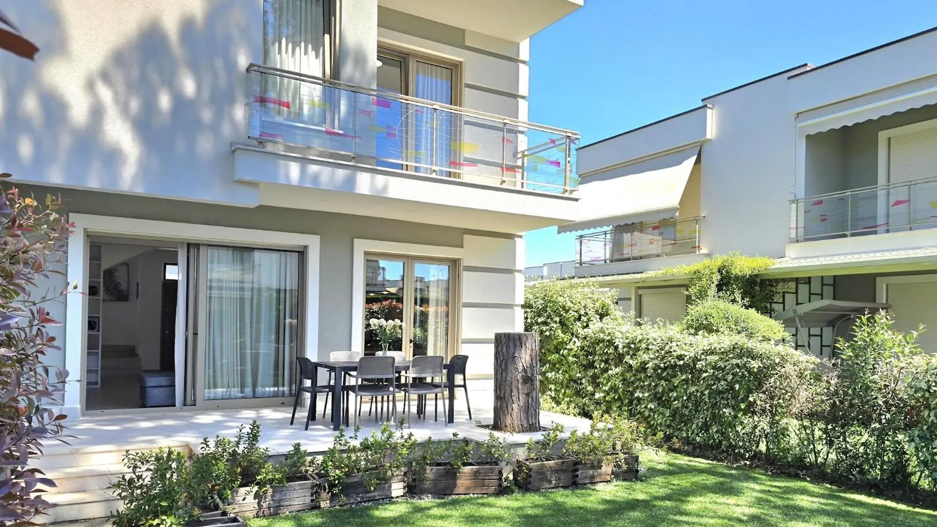 Secure & Stylish Villa In Gjiri I Lalzit Plazhi San Pietro 0*,