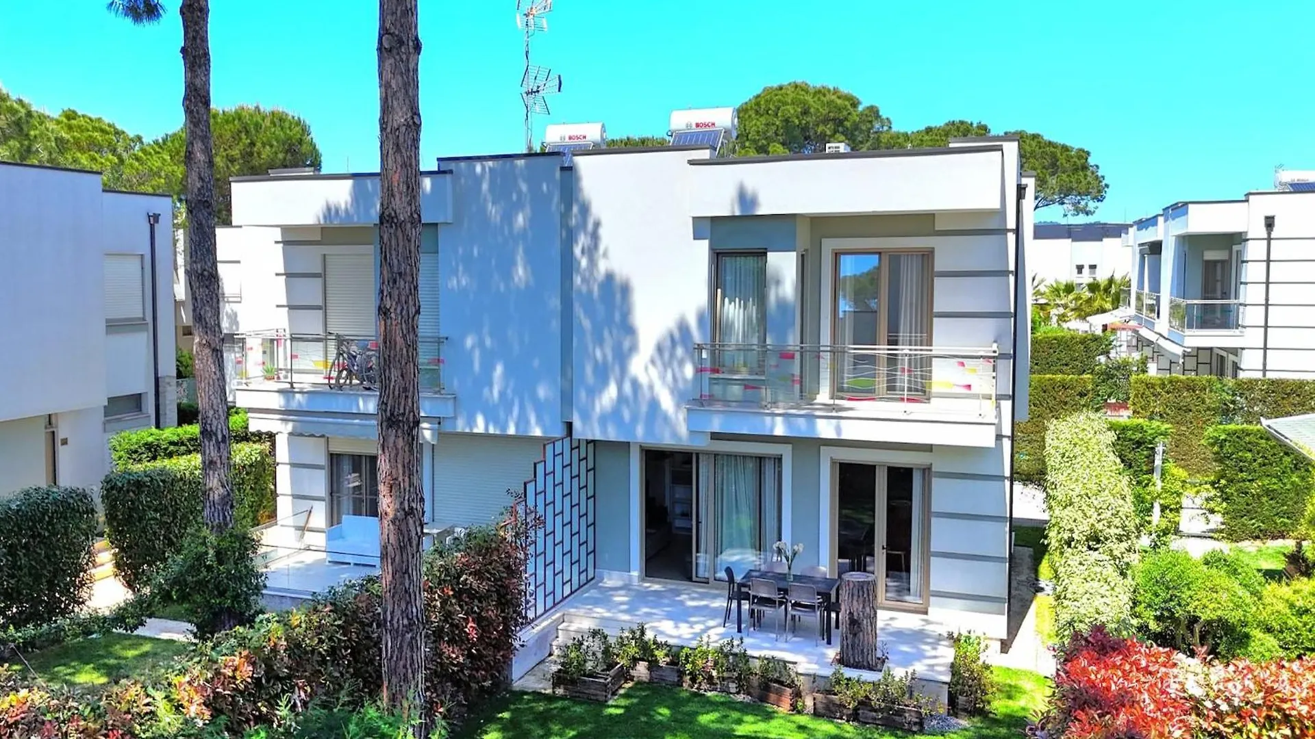 Secure & Stylish Villa In Gjiri I Lalzit Plazhi San Pietro Albania